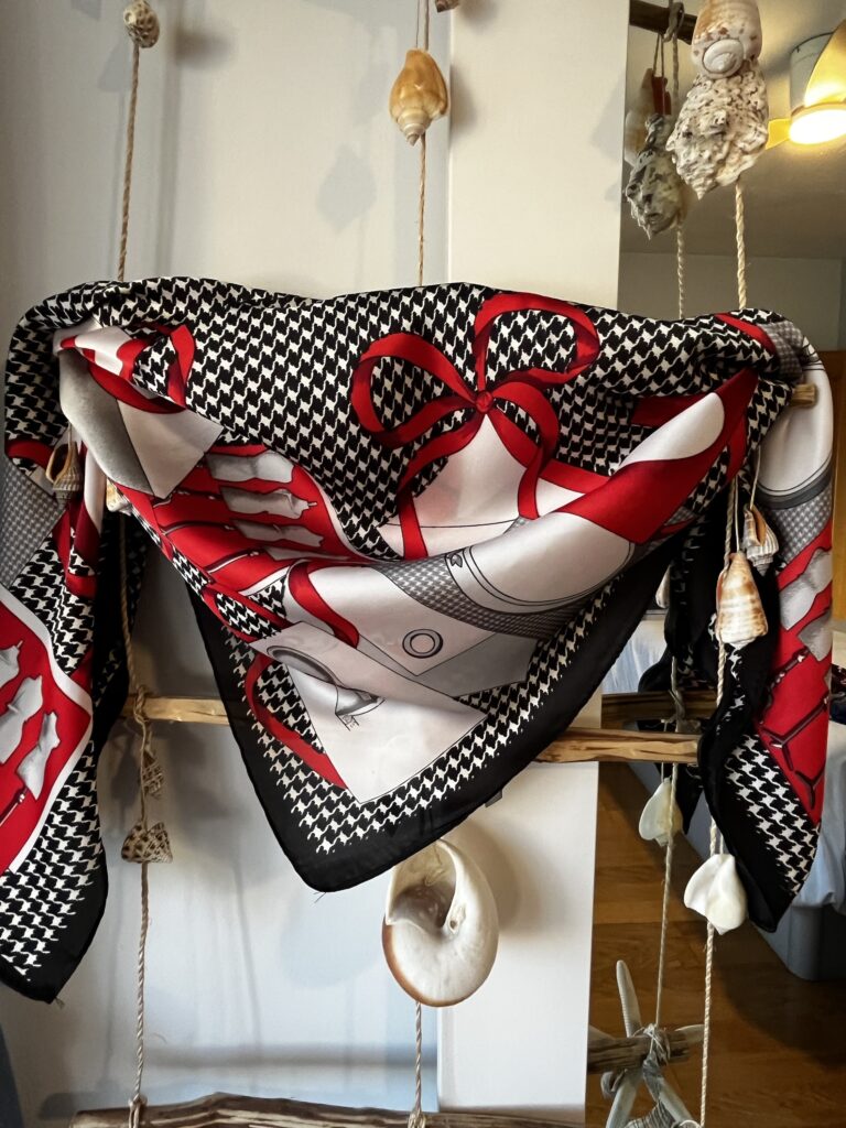 Pañuelo lazos rojo