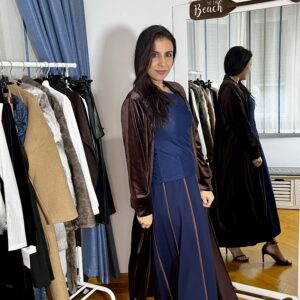 Falda punto azul marino