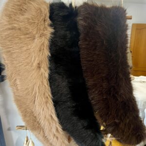 Cuellos pelo sintético