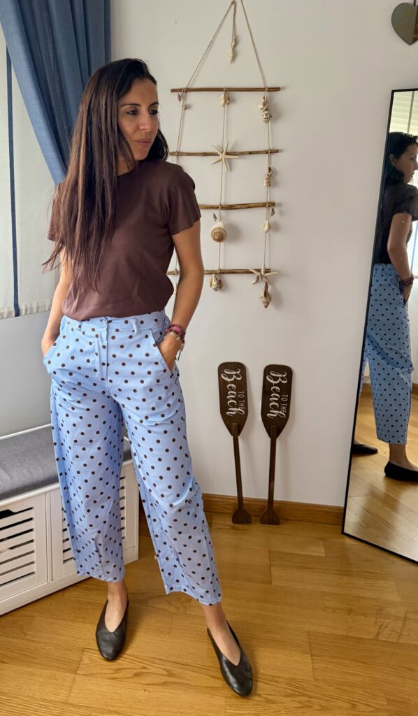 Pantalón slouchy lunares